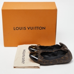 مملوكة مسبقًا Louis Vuitton Monogram Canvas and Patent Leather Bow Detail Scrunch Ballet Flats Size 39