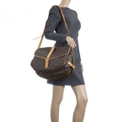 Pre Owned Louis Vuitton Monogram Canvas Saumur 35