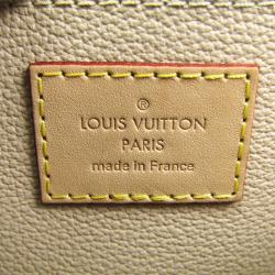 مملوكة مسبقًا Louis Vuitton Monogram Canvas Cosmetic Pouch GM
