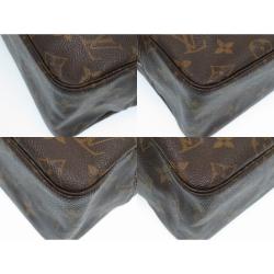 مملوكة مسبقًا حافظة مكياج لوي فيتون تروس تواليت 28 كانفاس مونوغرامية