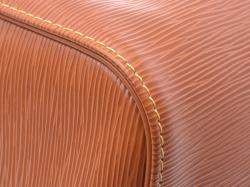 مملوكة مسبقًا Louis Vuitton Cipango Gold Epi Leather Keepall 45 Bag