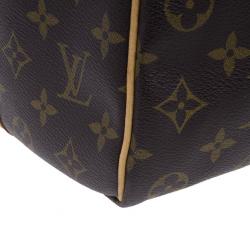 مملوكة مسبقًا حقيبة باندوليير لوي فيتون كيبول كانفاس مونوجرامي 50