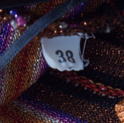 Pre Owned طقم فستان وجاكيت أم ميزوني بفتحات على الصدر نسيج لوريكس متعدد الألوان S