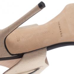 Manolo Blahnik Beige Canvas Suntaxa Ankle Wrap Sandals Size 38.5