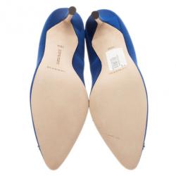 Pre Owned Manolo Blahnik Blue Satin Hangisi Embellished Pumps Size 39.5