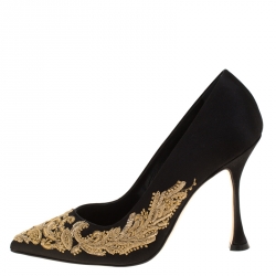 Pre Owned Manolo Blahnik Black Satin Elestoria Embroidered Pointed Toe Pumps Size 38