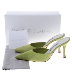 Pre Owned حذاء مولز مانولو بلانيك مقدمة مدببة Carolyne سويدي أخضر مقاس 39
