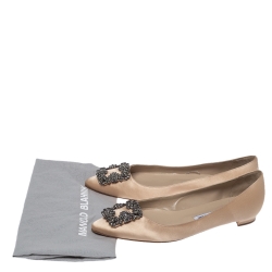 مملوكة مسبقًا Manolo Blahnik Beige Satin Hangisi Ballet Flats Size 39