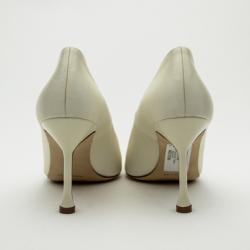 Pre Owned Manolo Blahnik Ivory Limited Edition 'Eufrasia' Pumps Size 39