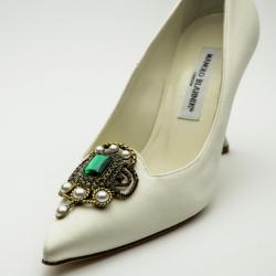 Pre Owned Manolo Blahnik Ivory Limited Edition 'Eufrasia' Pumps Size 39