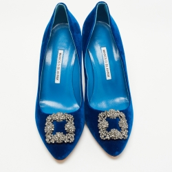 Pre Owned Manolo Blahnik Blue Velvet Hangisi Pumps Size 41