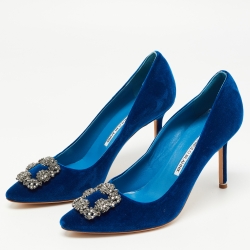 Pre Owned Manolo Blahnik Blue Velvet Hangisi Pumps Size 41