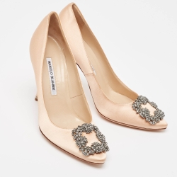 Pre Owned Manolo Blahnik Beige Satin Hangisi Pumps Size 38