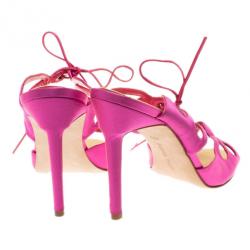 مملوكة مسبقًا Manolo Blahnik Pink Satin Lace Up Slides Size 39.5