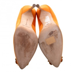 Pre Owned حذاء كعب عالي مانولو بلانيك هانغيسي ساتان برتقالي مزخرف مقاس 38