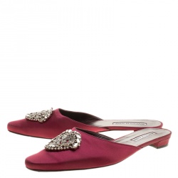 Manolo Blahnik Burgundy Satin Okkatomu Crystal Embellished Crest Flat Mules Size 39.5 