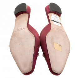 Manolo Blahnik Burgundy Satin Okkatomu Crystal Embellished Crest Flat Mules Size 39.5 