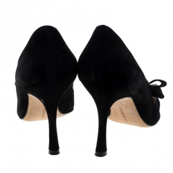 مملوكة مسبقًا Manolo Blahnik Black Suede Lisa Bow Detail Pointed Toe Pumps Size 38.5