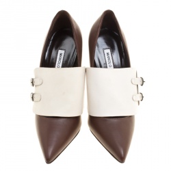 مملوكة مسبقًا حذاء كعب عالي مانولو بلانيك مقدمة مدببة مزين إبزيم انكاجادا جلد أبيض/ بني مقاس 35