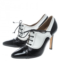 Manolo Blahnik Black/White Leather Lace Up Oxford Booties Size 40