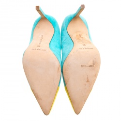 مملوكة مسبقًا حذاء كعب عالي مانولو بلانيك بيبونتا سويدي ثنائي اللون مقدمة مدببة مقاس 40.5