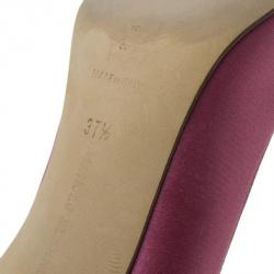 Pre Owned Manolo Blahnik Fuchsia Satin Pump Size 37.5