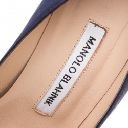 Pre Owned Manolo Blahnik Blue Satin Hangisi Crystal Embellished Pumps Size 38.5