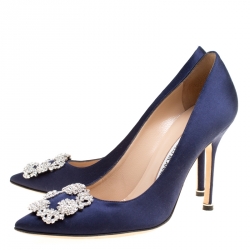 Pre Owned Manolo Blahnik Blue Satin Hangisi Crystal Embellished Pumps Size 38.5