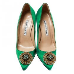 Pre Owned حذاء كعب عالي مانولو بلانيك مزخرف بروش جيوبا ساتان أخضر مقاس 36