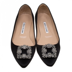 Pre Owned حذاء باليه فلات مانولو بلانيك هانغيسي ساتان أحمر مقاس 40.5