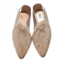 مملوكة مسبقًا  Manolo Blahnik Grey Satin Hangisi Ballet Flats Size 39