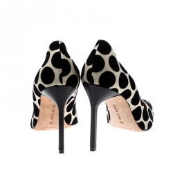 Pre Owned حذاء كعب عالي مانولو بلانيك بيج وأسود منقط مقاس 39