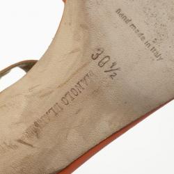 مملوكة مسبقًا Manolo Blahnik Orange Leather Buckle T Strap Sandals Size 36.5