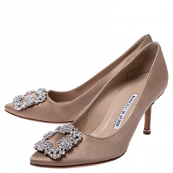Pre Owned Manolo Blahnik Beige Satin Hangisi Pointed Toe Pumps Size 36