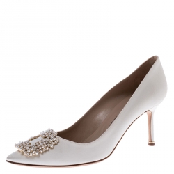 Pre Owned Manolo Blahnik White Satin Hangisi Embellished Pointed Toe Pumps Size 39.5
