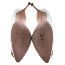 Pre Owned Manolo Blahnik White Satin Hangisi Embellished Pointed Toe Pumps Size 39.5