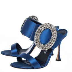 Pre Owned صدل سلايد مانولو بلانيك "فيبيونا" مزخرف بكريستال ساتان أزرق مقاس 38