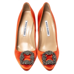 Pre Owned Manolo Blahnik Coral Satin Hangisi Pumps Size 38
