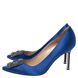 مملوكة مسبقًا حذاء كعب عالي مانولو بلانيك هانغيسي مرصع ساتان اصفر مقاس 39.5