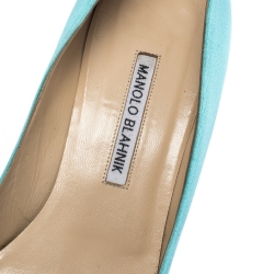مملوكة مسبقًا Manolo Blahnik Blue Satin Hangisi Crystal Embellished Pumps Size 39.5 