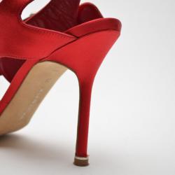 Manolo Blahnik Red Satin Buckled Sandals Size 38
