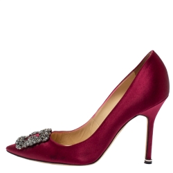 Pre Owned Manolo Blahnik Maroon Satin Hangisi Crystal Embellished Pointed Toe Pumps Size 38