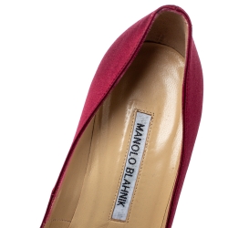 Pre Owned Manolo Blahnik Maroon Satin Hangisi Crystal Embellished Pointed Toe Pumps Size 38