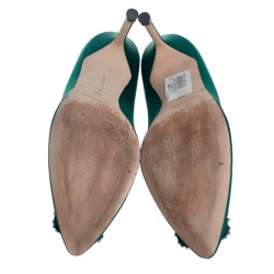 Pre Owned Manolo Blahnik Green Satin Hangisi Pumps Size 38