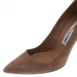 مملوكة مسبقًا Manolo Blahnik Beige Suede BB Pointed Toe Pumps Size 36