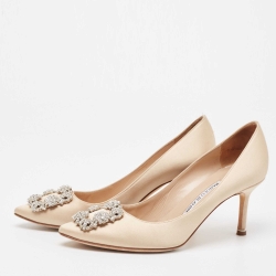 Pre Owned Manolo Blahnik Beige Satin Hangisi Pumps Size 37.5