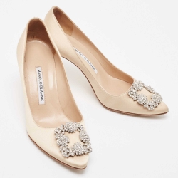 Pre Owned Manolo Blahnik Beige Satin Hangisi Pumps Size 37.5