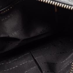 Pre Owned Marc by Marc Jacobs Black Leather Expandable Zip Wristlet Clutch