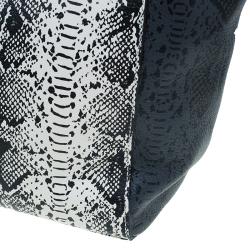 Pre Owned Marc by Marc Jacobs Black/White Leather Here's The T Snake Print Tote