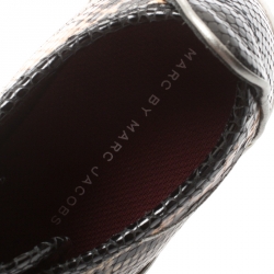 Pre Owned حذاء رياضي مارك باي مارك منخفض من أعلى غرينيت ش رترو جلد نقش ثعبان أزرق/ أحمر مقاس 37